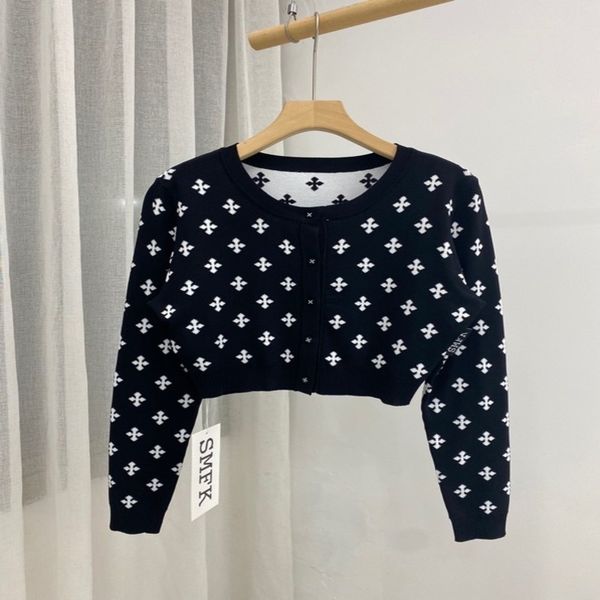 women's sweaters spring and summer smfk cross garden double-sided jacquard knitted cardigan is thin, short body, long sleeve casual ver, White;black
women's sweaters spring and summer smfk cross garden double-sided jacquard knitted cardigan is thin, short body, long sleeve casual ver, White;black
