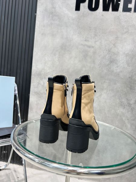 designer platform casual shoes men women leather lace up sneakers luxury white black velvet suede trainers jogging walking shoe 0706
designer platform casual shoes men women leather lace up sneakers luxury white black velvet suede trainers jogging walking shoe 0706