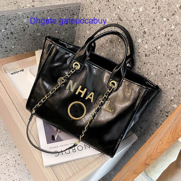 classic women's brand handbags beach bags luxury ch metal badge tote bag designer small mini evening handbag female capacity large leat, Black;red
classic women's brand handbags beach bags luxury ch metal badge tote bag designer small mini evening handbag female capacity large leat, Black;red