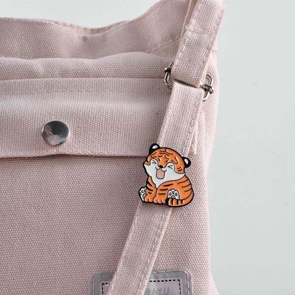 cartoon alloy little cute tiger brooch cowboy clothes animals lapel pins enamel buckle corsage badges backpack hat clothing brooches accesso, Gray
cartoon alloy little cute tiger brooch cowboy clothes animals lapel pins enamel buckle corsage badges backpack hat clothing brooches accesso, Gray