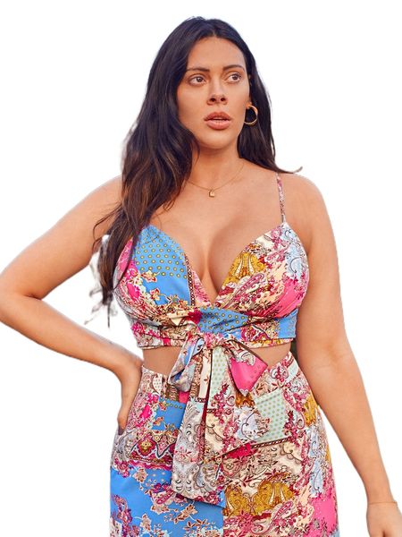 plus floral print tie front plunging neck crop cami y3j2#, Black
plus floral print tie front plunging neck crop cami y3j2#, Black