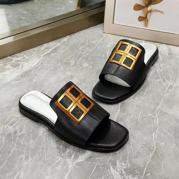 2022 summer slippers leather luxury metal button decoration op38 square head wear open-toe flat large women's slippers big european and, Black
2022 summer slippers leather luxury metal button decoration op38 square head wear open-toe flat large women's slippers big european and, Black
