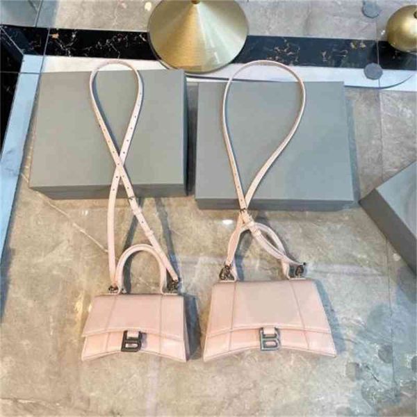 bags fashion balencigas star's same bag women's 2022 versatile b family crocodile hourglass b-shaped leather messenger hcfz
bags fashion balencigas star's same bag women's 2022 versatile b family crocodile hourglass b-shaped leather messenger hcfz