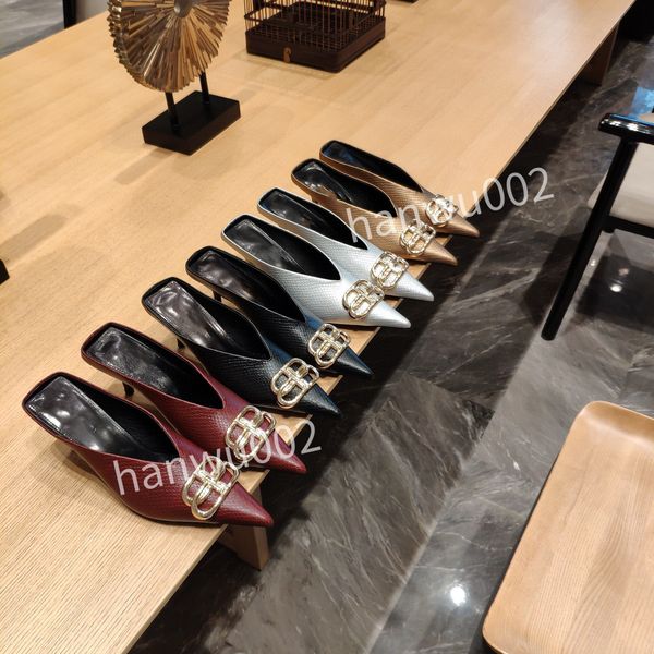 2022 luxury dress shoes ladies designer loafers pointed toe high heels high quality, Black
2022 luxury dress shoes ladies designer loafers pointed toe high heels high quality, Black
