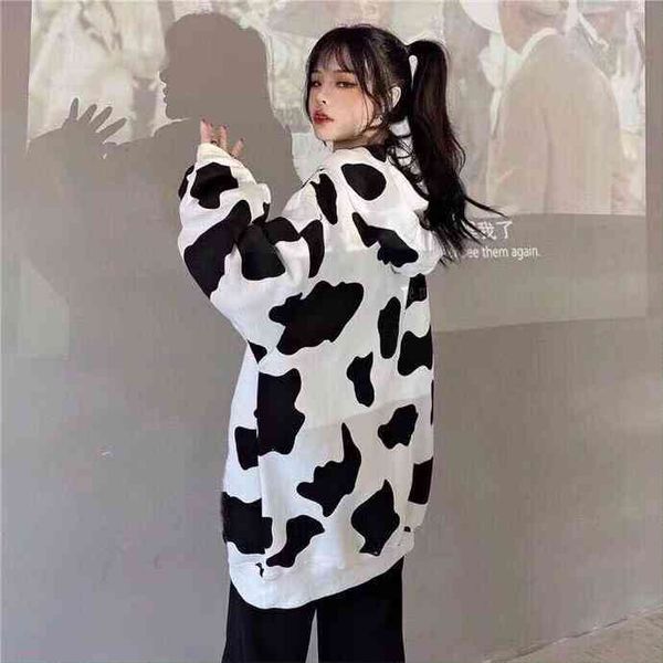new fashion trend luxury brand sweater designer wholesale spring summer 2022 lovers' spot print loose casual plush, Black
new fashion trend luxury brand sweater designer wholesale spring summer 2022 lovers' spot print loose casual plush, Black