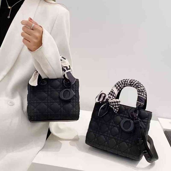 fashion trend new ladies luxury brand bag designer wholesale sheep handbag female sense of chain
fashion trend new ladies luxury brand bag designer wholesale sheep handbag female sense of chain