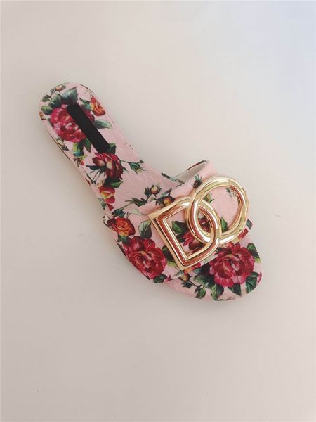 designer luxury womens sandals patent leather slides with d logo flip flops with box, Black
designer luxury womens sandals patent leather slides with d logo flip flops with box, Black