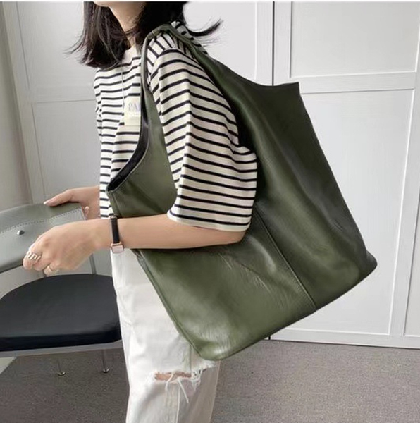 ladies vintage luxury leather tote hobo shoulder bag soft leather large a4 school work business bag double bread
ladies vintage luxury leather tote hobo shoulder bag soft leather large a4 school work business bag double bread