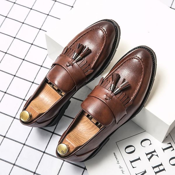 2022 men dress shoes handmade brogue style paty leather wedding shoes men flats leather oxfords formal shoes handmade footwear, Black
2022 men dress shoes handmade brogue style paty leather wedding shoes men flats leather oxfords formal shoes handmade footwear, Black