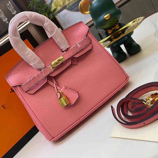 designer classic birkinss handbags handbag large capacity platinum leather women's head layer cow slanting fashion one shoulder portabl
designer classic birkinss handbags handbag large capacity platinum leather women's head layer cow slanting fashion one shoulder portabl
