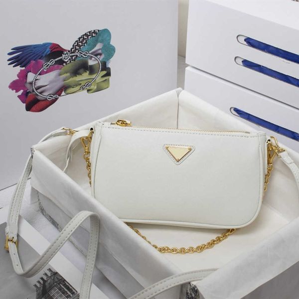 2022 new high design ladies shoulder bags fashion genuine leather handbag casual versatile chain messenger bag women underarm bag
2022 new high design ladies shoulder bags fashion genuine leather handbag casual versatile chain messenger bag women underarm bag