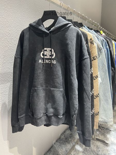 2022 designer blgc hoodies paris tide brand snowflake washing water used chest letter silver large lock print terry hoodie 5owm, Black
2022 designer blgc hoodies paris tide brand snowflake washing water used chest letter silver large lock print terry hoodie 5owm, Black
