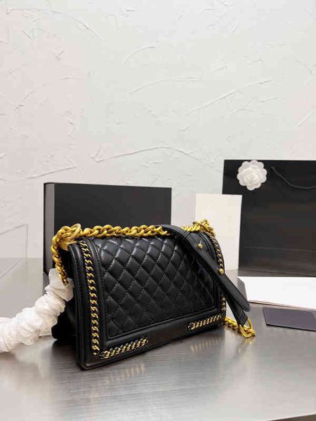 cf crossbody bags luxury brand fashion square classic flap wallet women's real leather designer chain mobile phone handbags 1211
cf crossbody bags luxury brand fashion square classic flap wallet women's real leather designer chain mobile phone handbags 1211