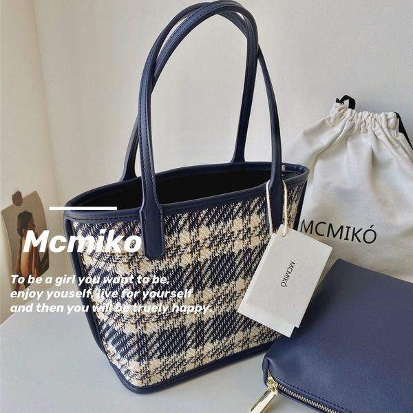 2022 new cosmetic bag original design niche handbag plaid bag