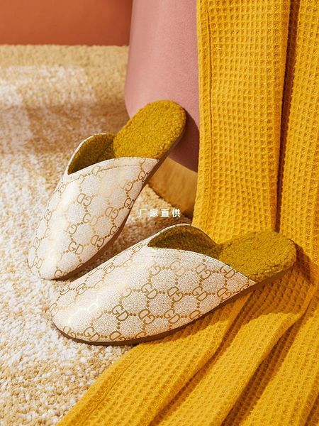 aoxi pu leather autumn and winter cotton slippers home plush couple thick bottom slip warm european style home slippers for women winter, Black
aoxi pu leather autumn and winter cotton slippers home plush couple thick bottom slip warm european style home slippers for women winter, Black