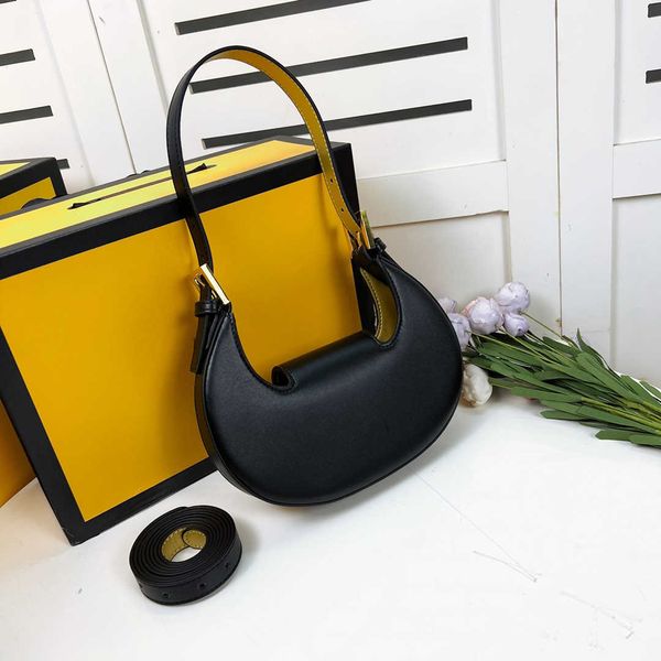 new mini crescent bag fashion women's cross body shoulder bag handbag hangbags leather cow belt gold metal adjustable strap for busines
new mini crescent bag fashion women's cross body shoulder bag handbag hangbags leather cow belt gold metal adjustable strap for busines