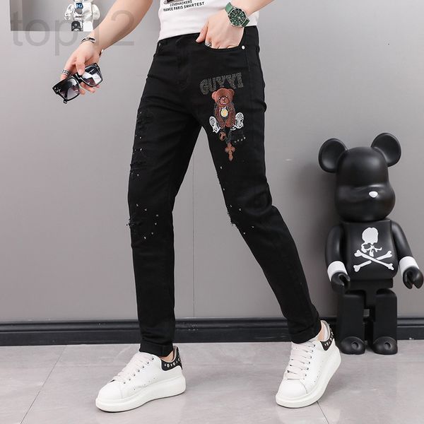 men's jeans designer 2022 fashion brand youth jeans men's bear embroidery three-dimensional drill medium waist slim leggings fh03, Blue
men's jeans designer 2022 fashion brand youth jeans men's bear embroidery three-dimensional drill medium waist slim leggings fh03, Blue