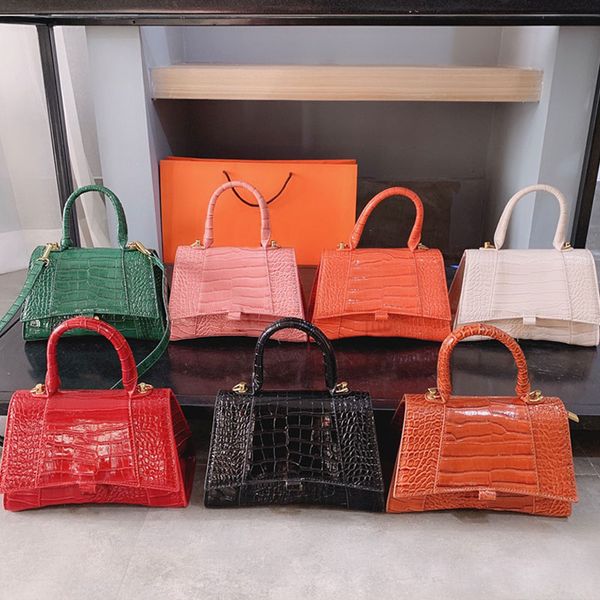 designer bags hourglass crocodile embossed nubuck leather hourglass bag ladies handbag purse shoulder crossbody chain tote 23cm
designer bags hourglass crocodile embossed nubuck leather hourglass bag ladies handbag purse shoulder crossbody chain tote 23cm