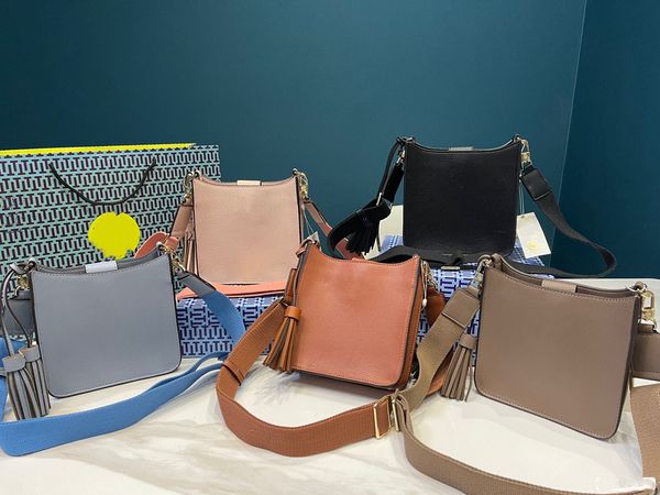 outdoor leisure travel fashion women bag black handbags small square leather lee series hand messenger womens bags, Blue;pink
outdoor leisure travel fashion women bag black handbags small square leather lee series hand messenger womens bags, Blue;pink