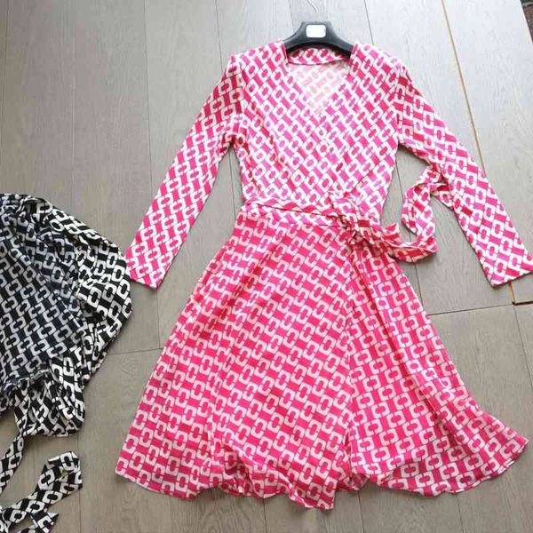 casual dresses chain print wrap skirt double layer dress pure original, Black;gray
casual dresses chain print wrap skirt double layer dress pure original, Black;gray