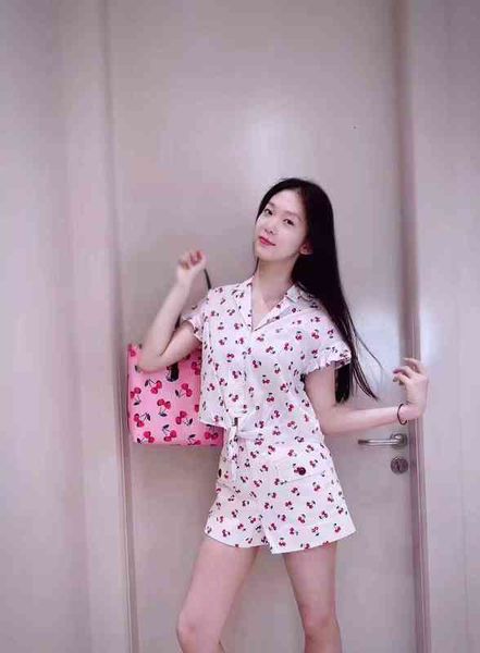 women's t-shirt ks spring and summer zhong chuxi same sweet cherry print lace up cotton women's, White
women's t-shirt ks spring and summer zhong chuxi same sweet cherry print lace up cotton women's, White