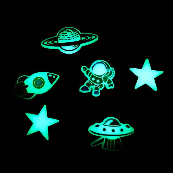 moq 50pcs glow in the dark croc charms space alien pattern luminous clog pins shoe charm buckles decorations 2d pvc fluorescent shoe accesso, White;pink
moq 50pcs glow in the dark croc charms space alien pattern luminous clog pins shoe charm buckles decorations 2d pvc fluorescent shoe accesso, White;pink