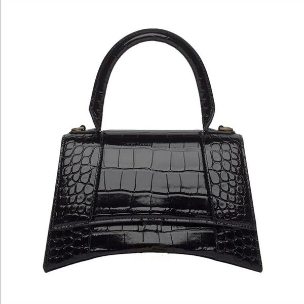 new designer shoulder bag crocodile handbags half moon tote geometric letter cross body genuine leather retro purse wallet
new designer shoulder bag crocodile handbags half moon tote geometric letter cross body genuine leather retro purse wallet