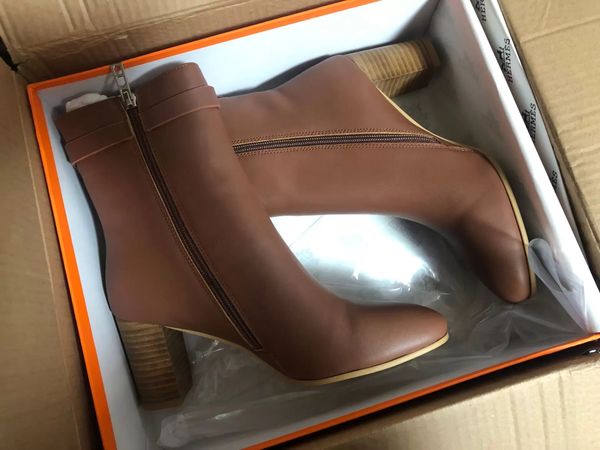 2021s famous brands kelly buckles shoes women boot ankle black brown leather women's booty ladies martin boots flats chunky heels knigh
2021s famous brands kelly buckles shoes women boot ankle black brown leather women's booty ladies martin boots flats chunky heels knigh