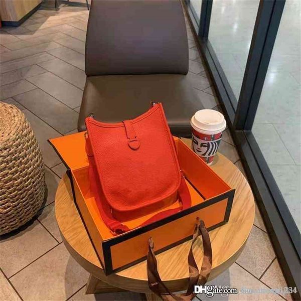 gbg the new cow genuine leather handbag mini fashion one shoulder bags his hollow out bucket bag nuzhen women girls a designer shoulder bag
gbg the new cow genuine leather handbag mini fashion one shoulder bags his hollow out bucket bag nuzhen women girls a designer shoulder bag