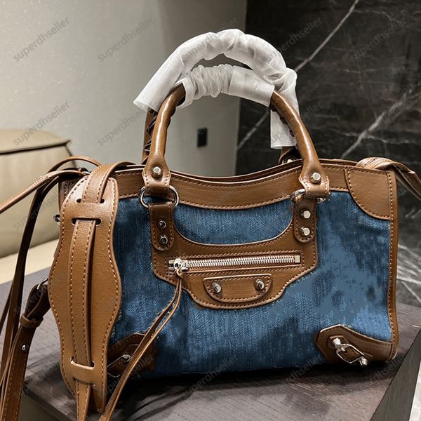 oxford shoulder bags handbags interior zipper pocket canvas crossbody fashion handbag luxury designer travel pack totes bag wallets
oxford shoulder bags handbags interior zipper pocket canvas crossbody fashion handbag luxury designer travel pack totes bag wallets