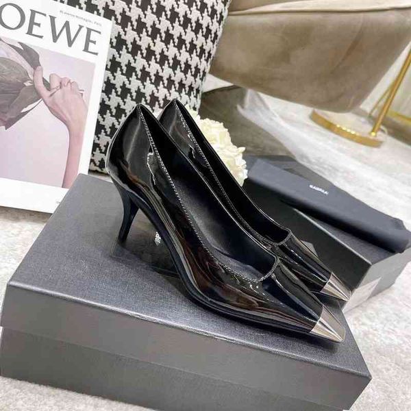 dress shoes rose park caiying's same black high heels, empty square head patent leather thin heel sandals, girl single shoes, women
dress shoes rose park caiying's same black high heels, empty square head patent leather thin heel sandals, girl single shoes, women