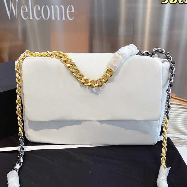 sheepskin new product simple fashion atmosphere chain 19 flap messenger bag with full sense of design women's gold buckle flap leather
sheepskin new product simple fashion atmosphere chain 19 flap messenger bag with full sense of design women's gold buckle flap leather