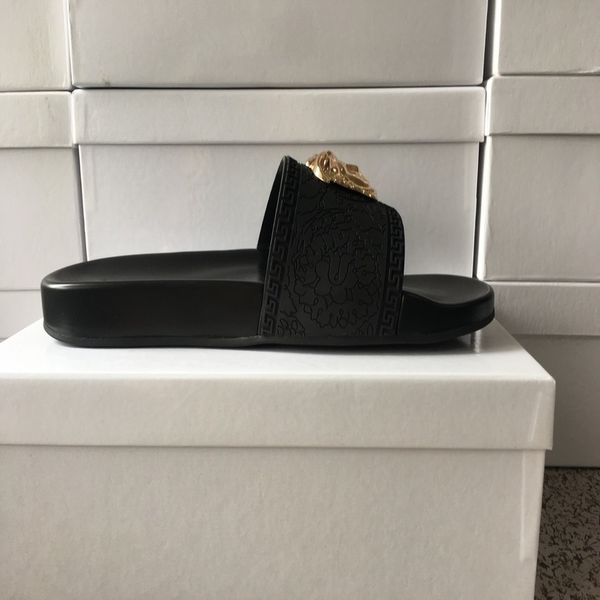 designer luxury slide slippers summer sandals men beach indoor flat flip flops leather lady women fashion classic shoes ladies size 35-45 g4, Black
designer luxury slide slippers summer sandals men beach indoor flat flip flops leather lady women fashion classic shoes ladies size 35-45 g4, Black