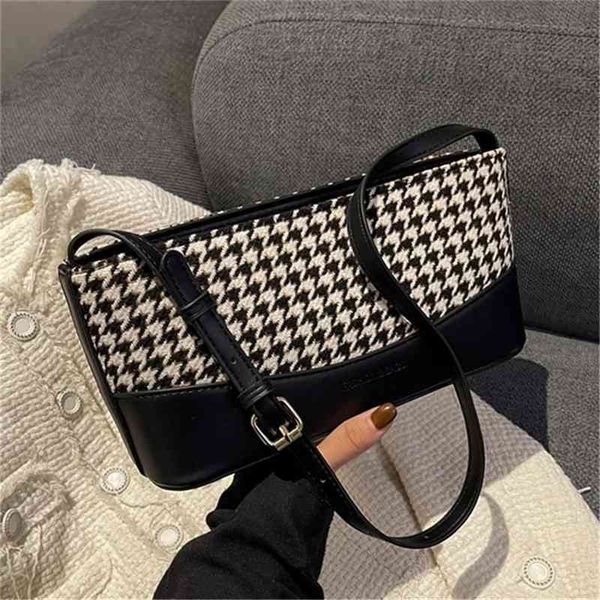 purse fashionable and simple women's bag 2022 autumn and winter new checkered handbag messenger bag large capacity women's shoulde
purse fashionable and simple women's bag 2022 autumn and winter new checkered handbag messenger bag large capacity women's shoulde