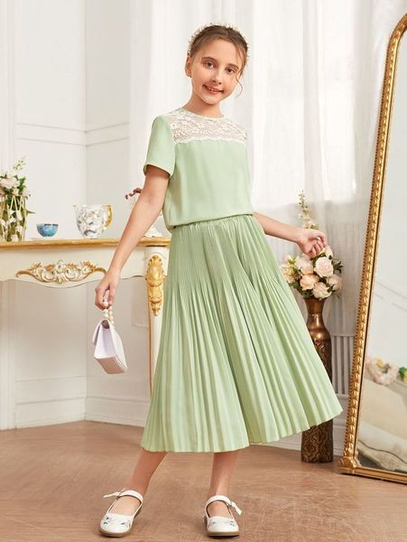 girls keyhole back contrast lace yoke 1 & 1 pleated skirt set she, White
girls keyhole back contrast lace yoke 1 & 1 pleated skirt set she, White