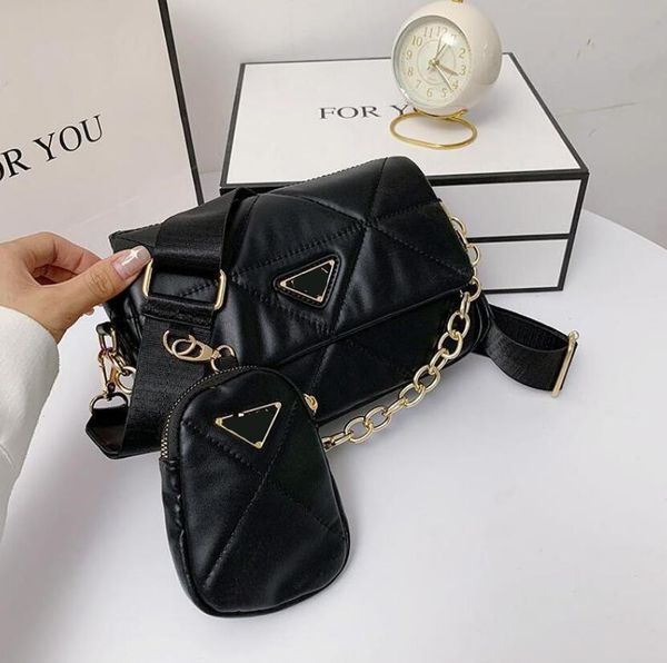 classic metal triangle women messenger bags gold chain letter female underarm shoulder bag corssbody designer luxury womens totes with coin
classic metal triangle women messenger bags gold chain letter female underarm shoulder bag corssbody designer luxury womens totes with coin