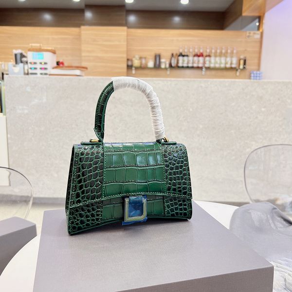 2022 hourglass handbag bags crocodile embossed designer women hour glass bag purse mini wallet small crocodile pattern crossbody tote
2022 hourglass handbag bags crocodile embossed designer women hour glass bag purse mini wallet small crocodile pattern crossbody tote