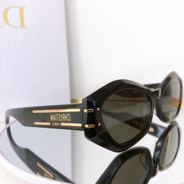 50% discount for factory direct salesin 2022 wanghong pgraphed the same new d family women's fashion sunglasses protection, White;black
50% discount for factory direct salesin 2022 wanghong pgraphed the same new d family women's fashion sunglasses protection, White;black