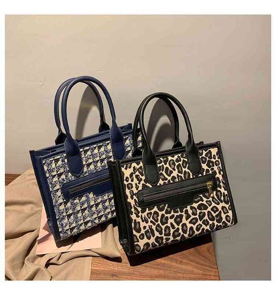 lady new handbag fashion single shoulder texture style women's bags luxury brand purses
lady new handbag fashion single shoulder texture style women's bags luxury brand purses
