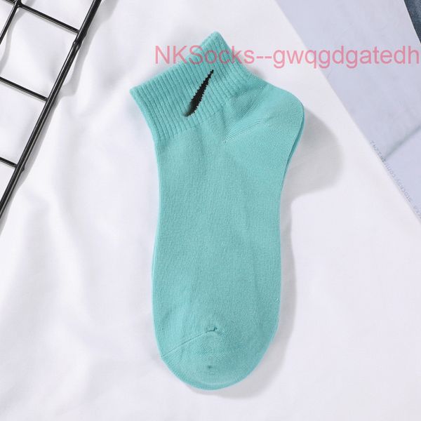 classic fashion men's socks hook brand designer women's leisure lovers' short tube sportsocks luxury women men breathable ver, Black
classic fashion men's socks hook brand designer women's leisure lovers' short tube sportsocks luxury women men breathable ver, Black
