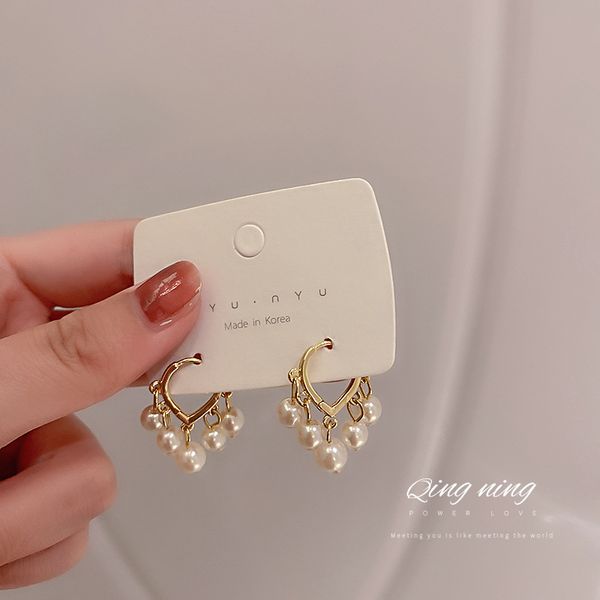 south korea dongdaemun fashion personality trendy pearl earring ear clip internet celebrity dignified sense of design ear rings womens whole, Golden
south korea dongdaemun fashion personality trendy pearl earring ear clip internet celebrity dignified sense of design ear rings womens whole, Golden