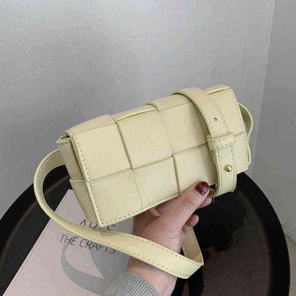 fashion women's shoulder bag woven bag new pu leather soft lady brand girls casual handbag simple casual personality 2022 bag
fashion women's shoulder bag woven bag new pu leather soft lady brand girls casual handbag simple casual personality 2022 bag