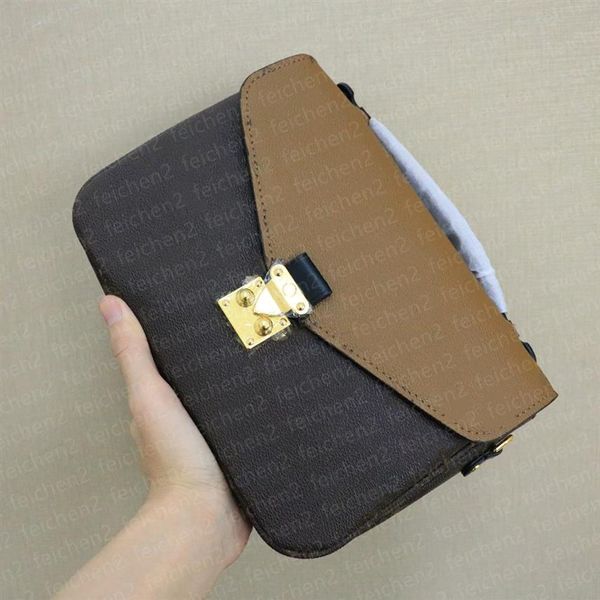 briefcases bags handbag briefcases totes classic old flower outdoor lapbag luggage women messenger fashion cross b258g
briefcases bags handbag briefcases totes classic old flower outdoor lapbag luggage women messenger fashion cross b258g