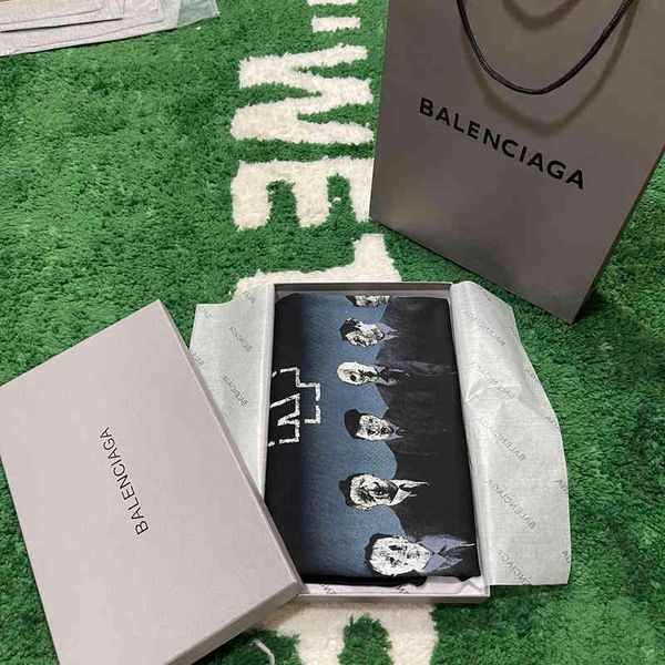 2022 designer bal t shirt 22 classic new correct version of paris german chariot short sleeved washing water fried color worn hole men', White;black
2022 designer bal t shirt 22 classic new correct version of paris german chariot short sleeved washing water fried color worn hole men', White;black