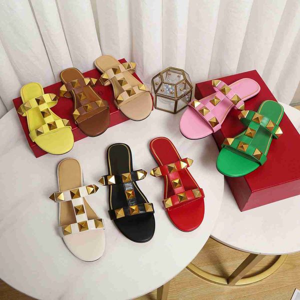 slippers moccasins scuffs red black green pink yellow men women fashion summer beach outdoor slipper 35-45
slippers moccasins scuffs red black green pink yellow men women fashion summer beach outdoor slipper 35-45