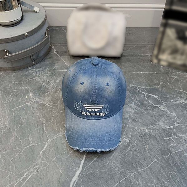luxury designer baseball cap co-branded casquette hat sun-shading fashion simple style men and women universal social gathering shopping app, Blue;gray
luxury designer baseball cap co-branded casquette hat sun-shading fashion simple style men and women universal social gathering shopping app, Blue;gray