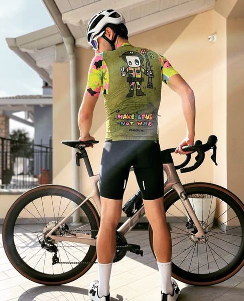 slopline cycling jersey set bib shorts summer road bike pro outdoor team bicycle clothes mtb ropa ciclismo hombre, Black;red
slopline cycling jersey set bib shorts summer road bike pro outdoor team bicycle clothes mtb ropa ciclismo hombre, Black;red