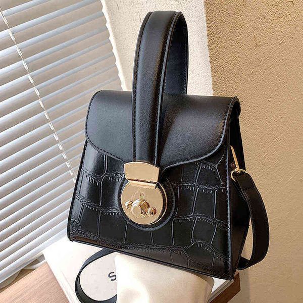 evening bag hard box mini tote bag 2022 new pu leather women designer handbag vintage shoulder wallets 20220607
evening bag hard box mini tote bag 2022 new pu leather women designer handbag vintage shoulder wallets 20220607