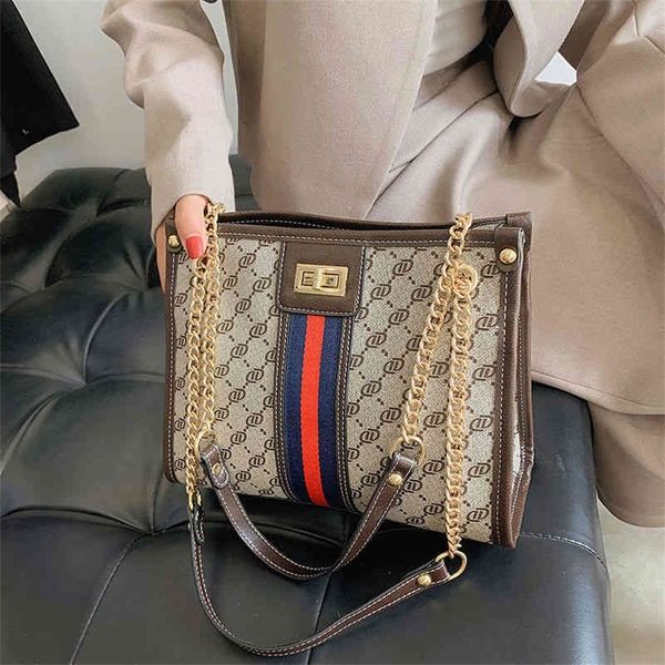 women korean version versatile capacity ins single shoulder bag fashion hand large chain women's bag factory store online
women korean version versatile capacity ins single shoulder bag fashion hand large chain women's bag factory store online