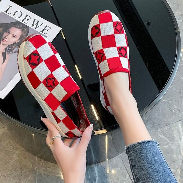 luxury fashion designer sandals flat slippers & summer outdoor floor slippery sandals ladies alphabet denim classic women's beach shoes, Black
luxury fashion designer sandals flat slippers & summer outdoor floor slippery sandals ladies alphabet denim classic women's beach shoes, Black